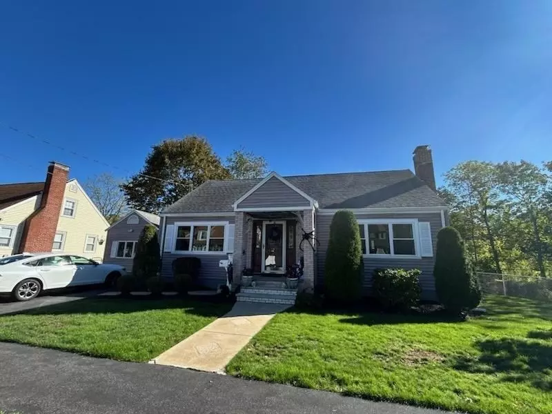 Saugus, MA 01906,28 Emory Street