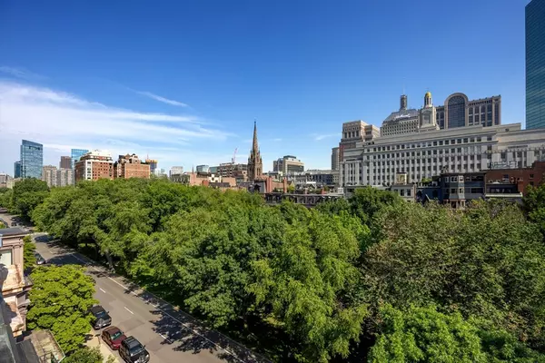 Boston, MA 02116,59 Commonwealth Avenue