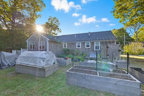 Barnstable, MA 02601,78 Seaboard