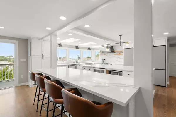 21 Glenley Ter, Boston, MA 02135