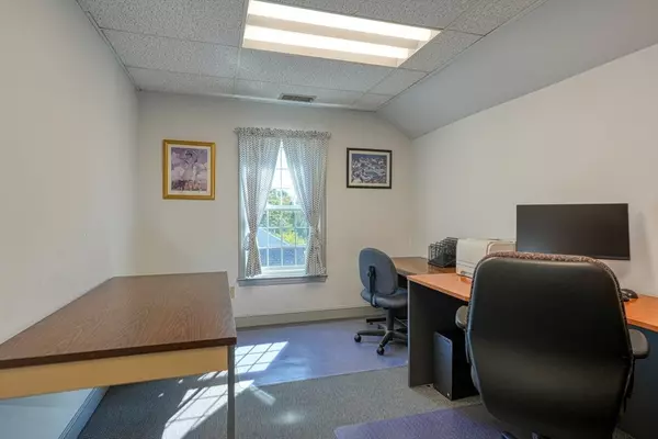 Lexington, MA 02422,394 Lowell St #19