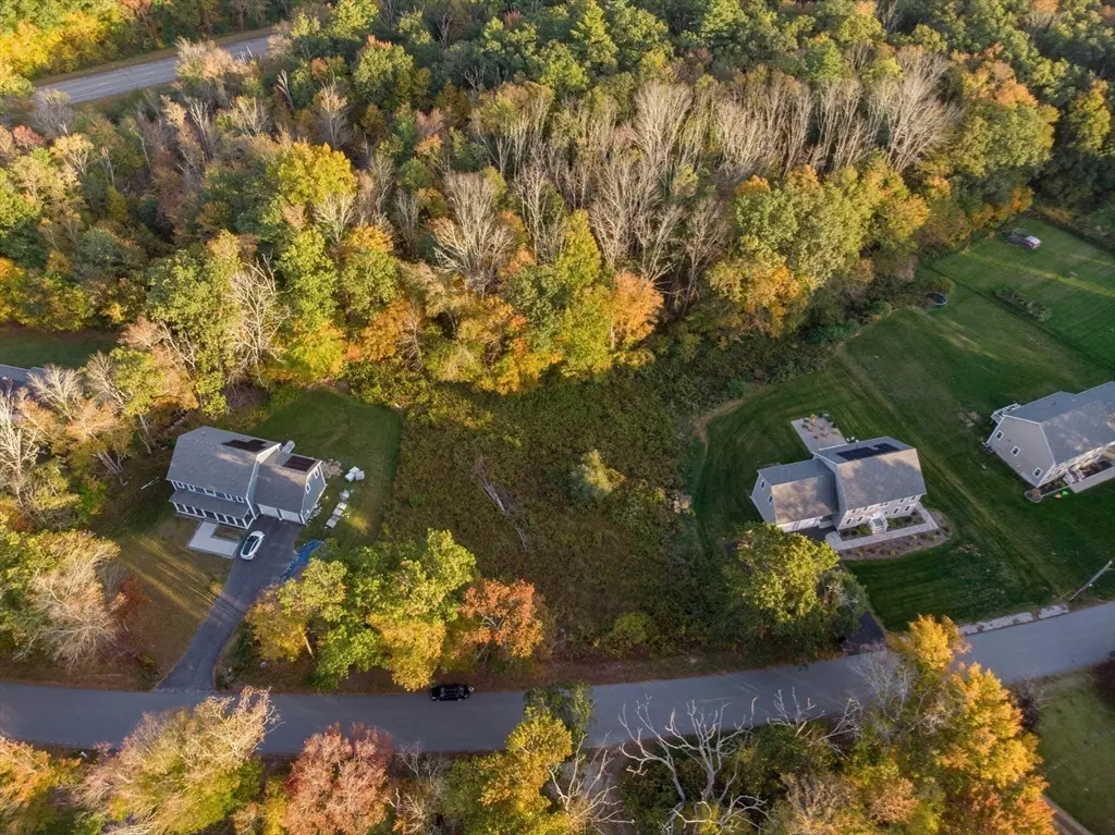 Sturbridge, MA 01566,235 Podunk Road