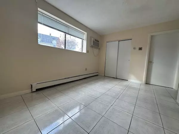 Quincy, MA 02169,362 Centre Street #1