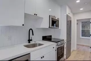 Boston, MA 02113,15-19 Bartlett Place #4