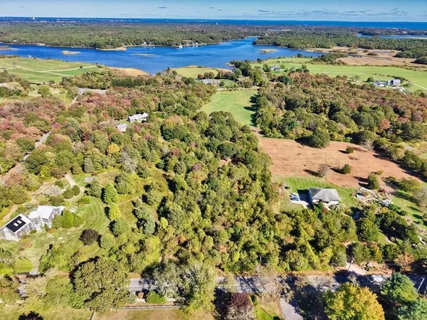 Lot 2E Horseneck Rd, Dartmouth, MA 02748