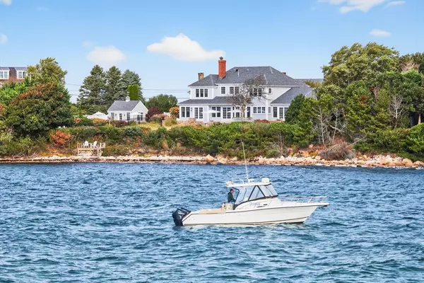 Falmouth, MA 02556,40 Point Rd