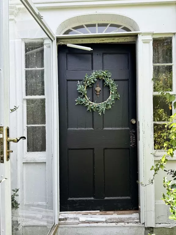 Grafton, MA 01519,73 Potter Hill Rd