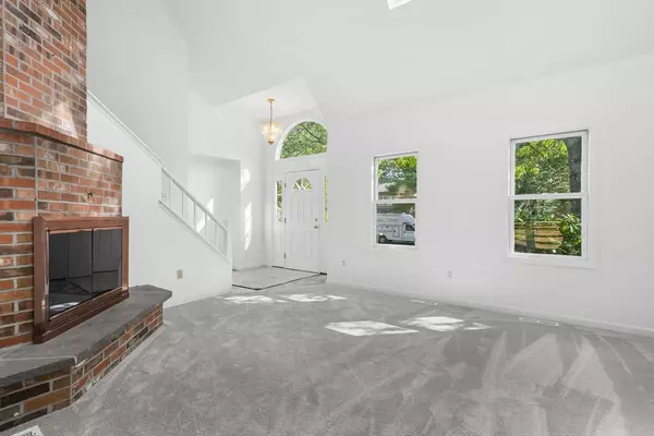 Barnstable, MA 02601,73 Brant Way