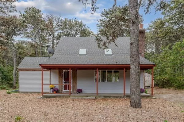 100 East Hill Rd, Wellfleet, MA 02667
