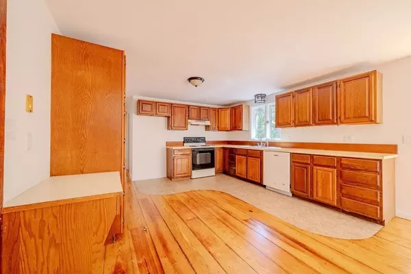 Wellfleet, MA 02667,100 East Hill Rd