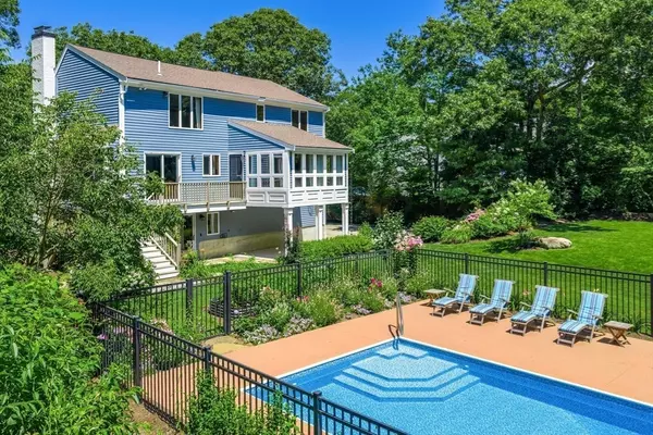 Falmouth, MA 02556,121 Streeter Hill Rd