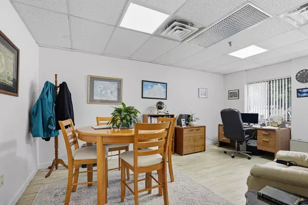 Salem, NH 03079,11 Industrial Way #3