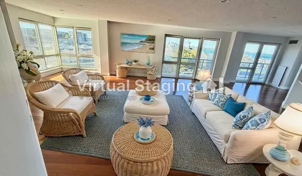 Quincy, MA 02171,2001 Marina Dr #211