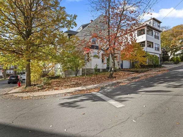 Chelsea, MA 02150,2 Laurel St