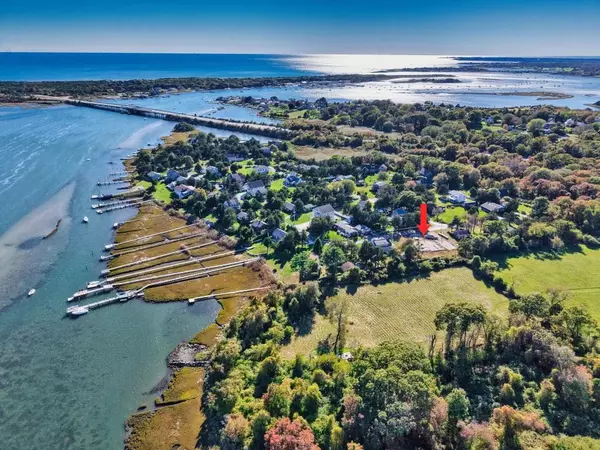 Westport, MA 02791,96 Masquesatch Road