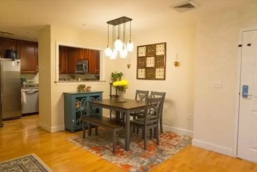 Cambridge, MA 02140,318 Rindge Ave #314