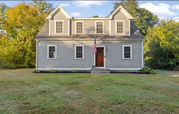 13 Hornbeam Rd, Scituate, MA 02066