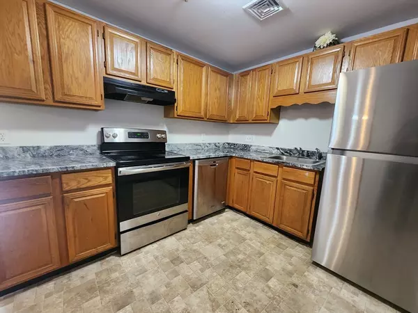 Lowell, MA 01850,333 1st Boulevard #310