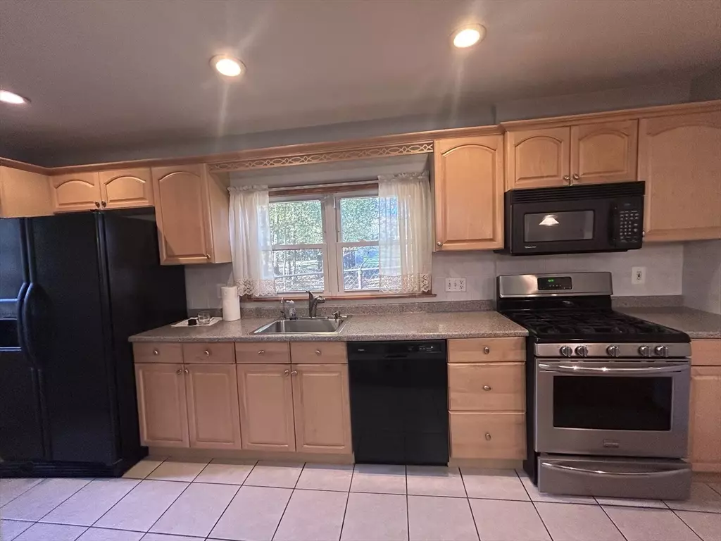 Boston, MA 02131,54 South. Fairfiew #1