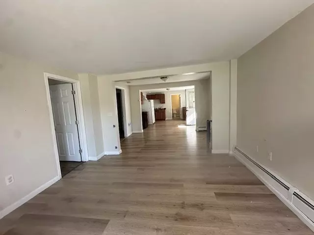 59 Morris St #1, Southbridge, MA 01550