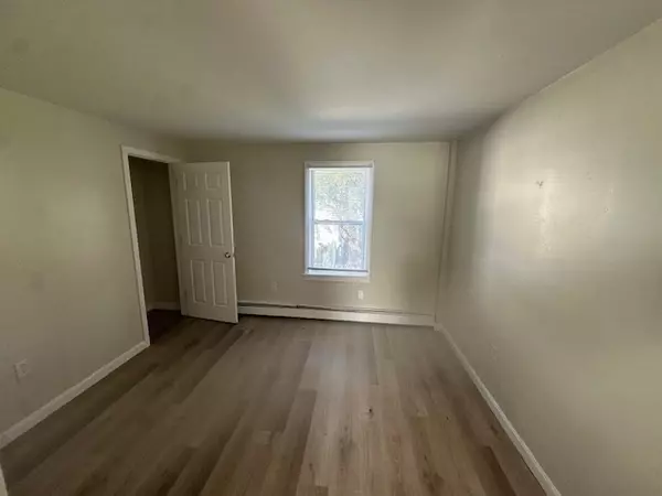 Southbridge, MA 01550,59 Morris St #1