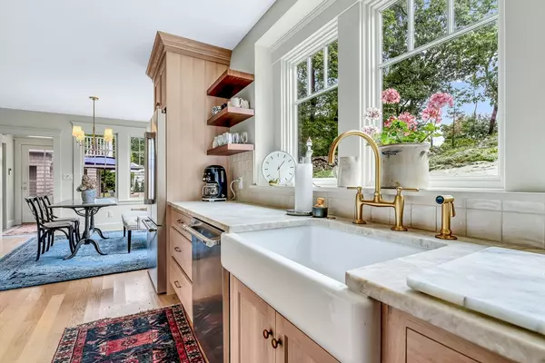 Cohasset, MA 02025,17 Atlantic Avenue #Main House