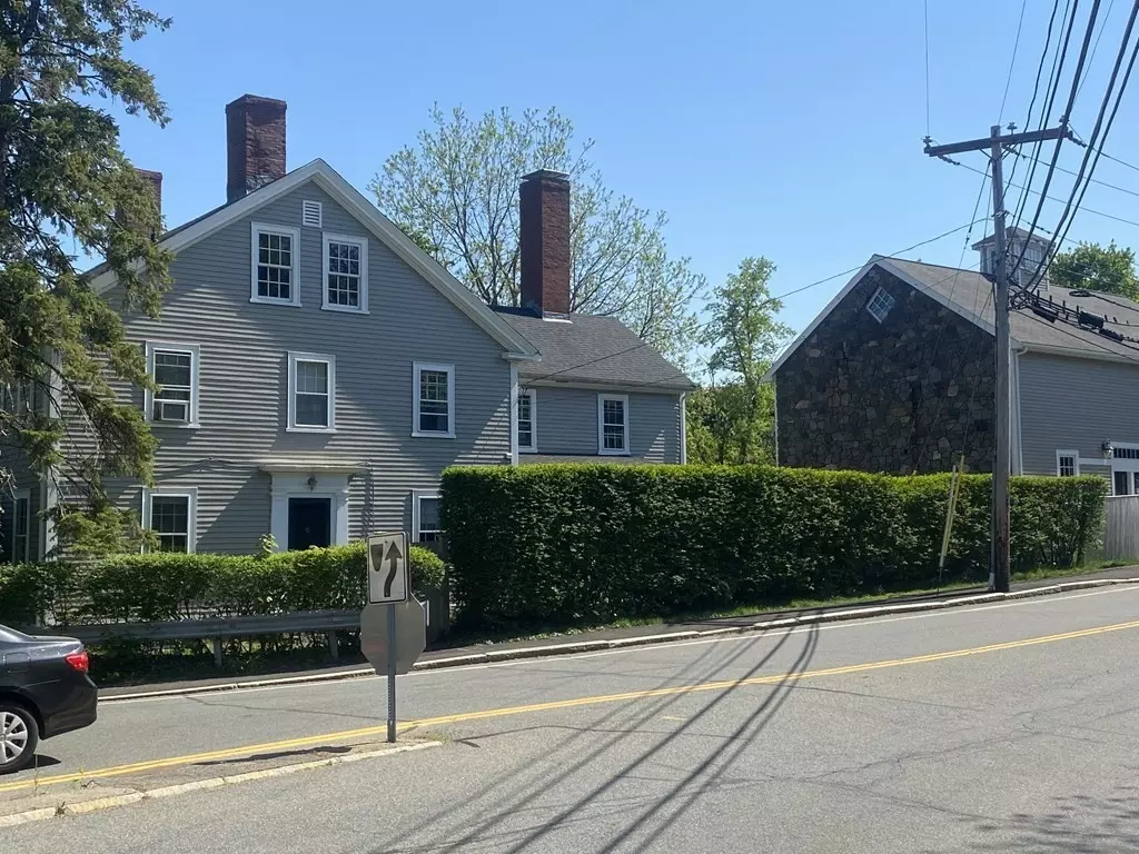 Essex, MA 01929,1 Main St