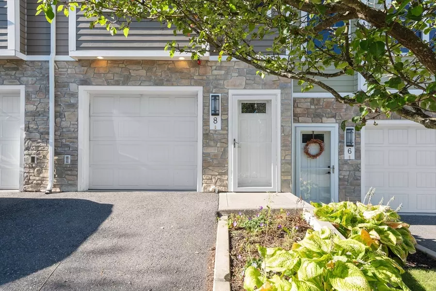 8 Saint Marys Way #8, Marlborough, MA 01752