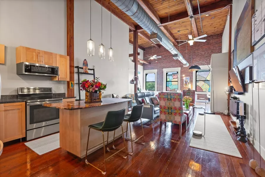 49 Munroe St #405, Lynn, MA 01901