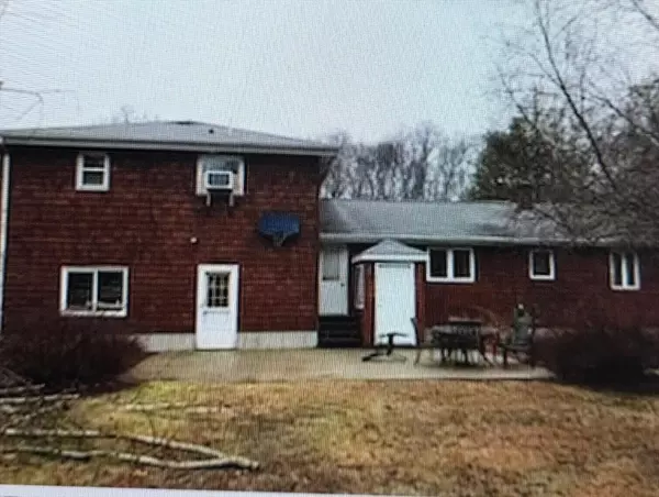 Westport, MA 02790,0 Tickle Road
