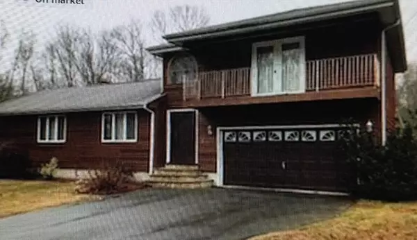 Westport, MA 02790,0 Tickle Road