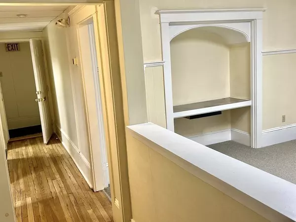 New Bedford, MA 02745,64 Jireh St #2E