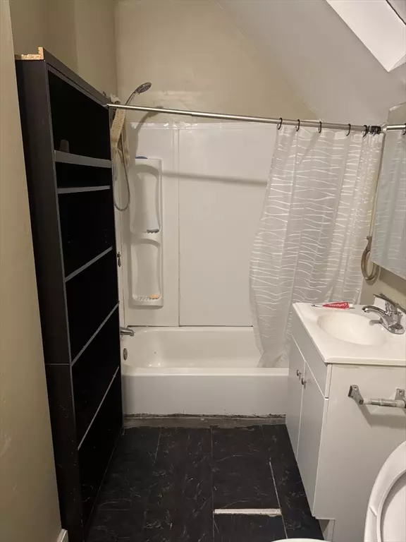 Lynn, MA 01905,6 Minot Street #6