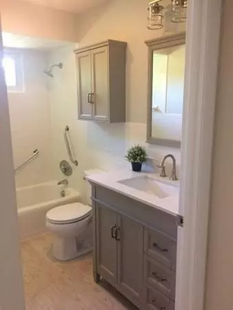 Dartmouth, MA 02748,11 Sunview Terrace #1