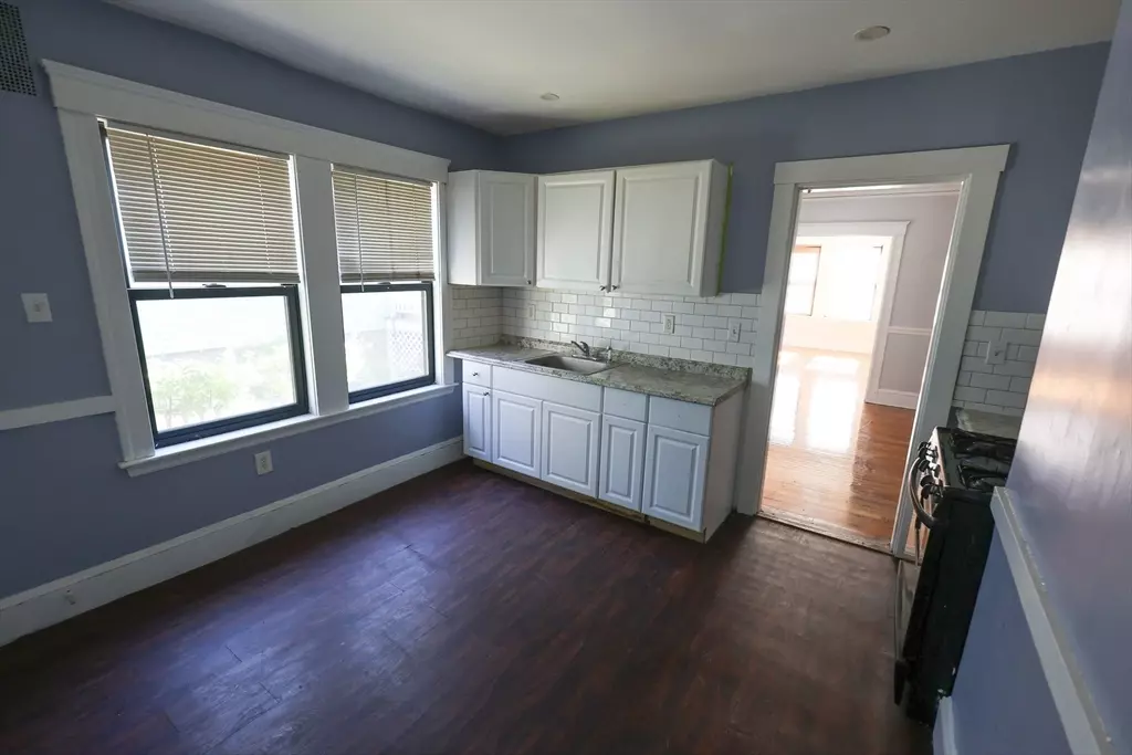 Boston, MA 02125,65 Glendale Street #1