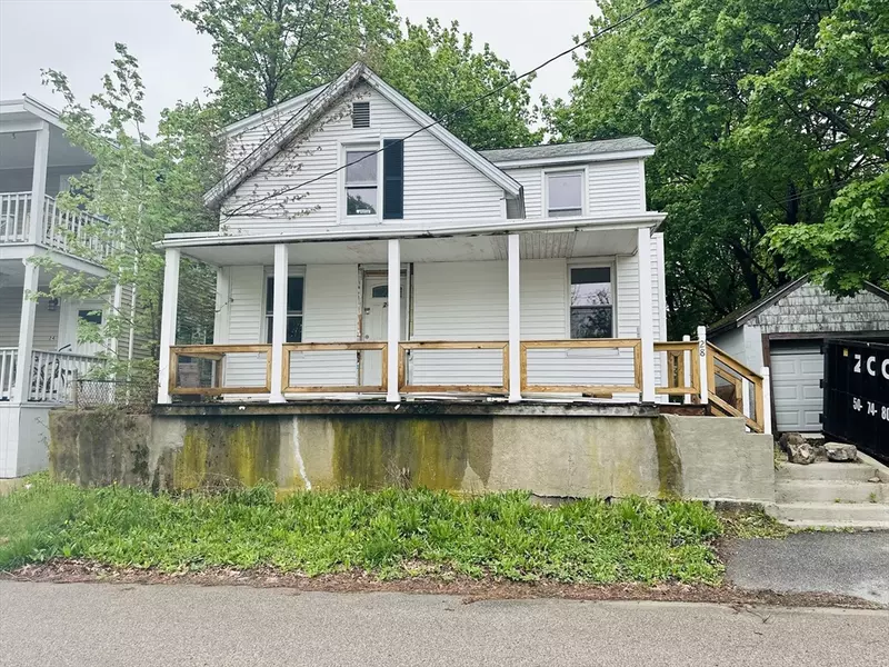 28 Angell St, Mansfield, MA 02048