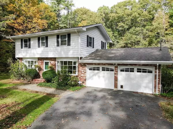 Shirley, MA 01464,12 Hazen Rd