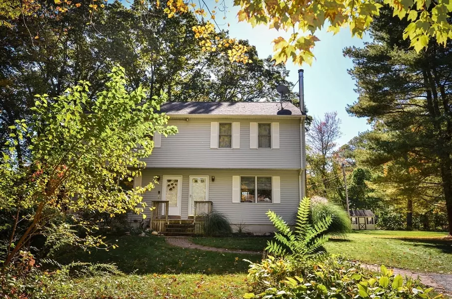 52A Stockton St #A, Boylston, MA 01505