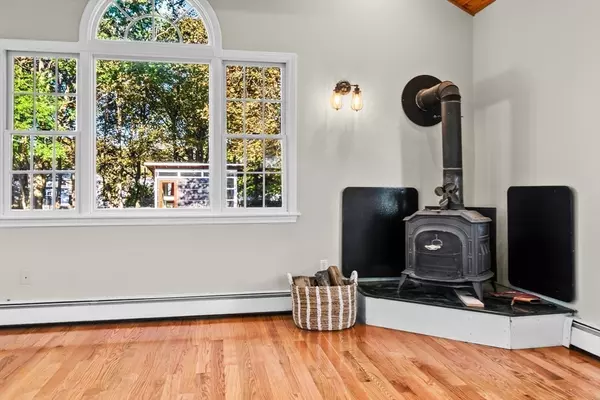 Beverly, MA 01915,180 E Lothrop St