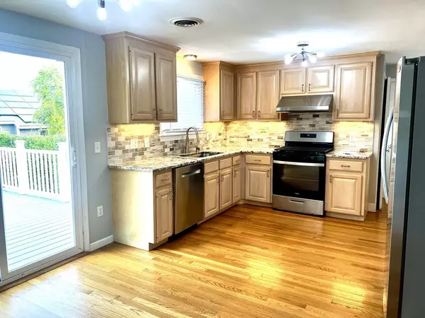 Milford, MA 01757,7 Madden Ave