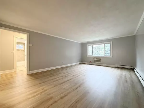 Canton, MA 02021,80 Walnut St #405