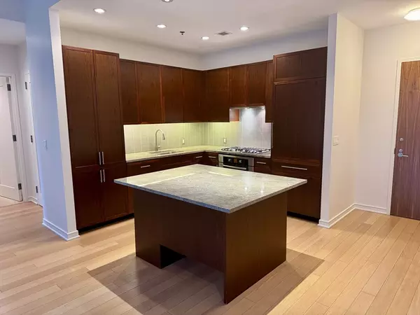 580 Washington St #801, Boston, MA 02111