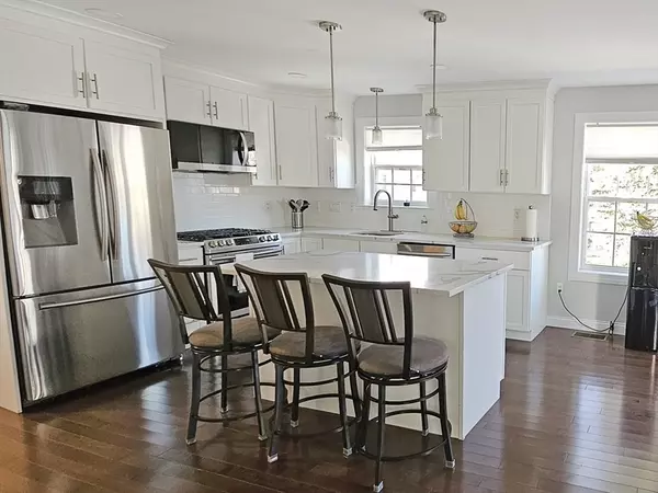 Peabody, MA 01960,12 Sutton St