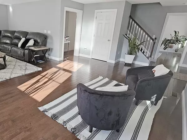 Peabody, MA 01960,12 Sutton St