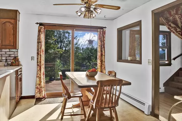 Leominster, MA 01453,11 Rosewood Dr