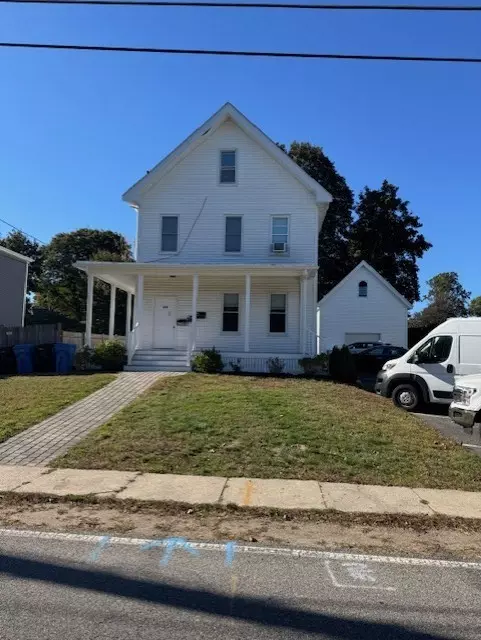 Whitman, MA 02382,324 Commercial St #3
