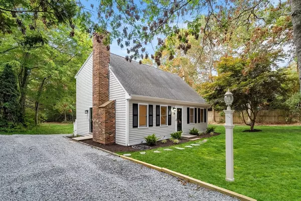 Mashpee, MA 02649,34 Saddleback Rd