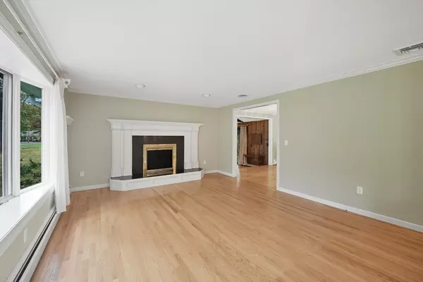 East Longmeadow, MA 01028,98 Brookhaven Dr