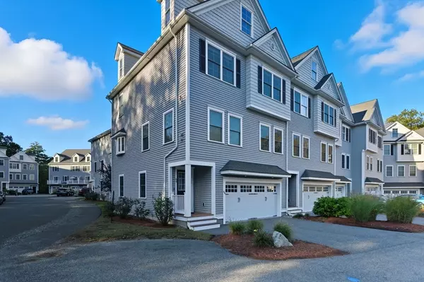 North Andover, MA 01845,66 Compass Point #66