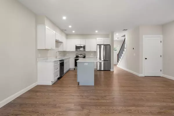 Worcester, MA 01606,22 Danielles Way